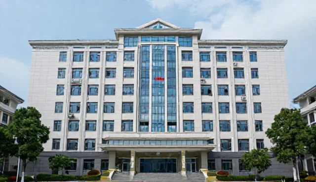 医疗技术服务如何应对医院场景中的实际问题？